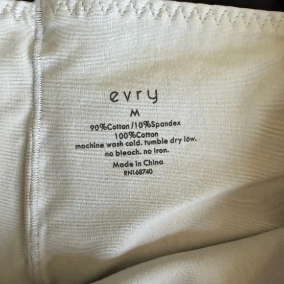 Evry Underwear 4 pairs of premium cotton underwear NWOT High-Waist size medium - Picture 2 of 6